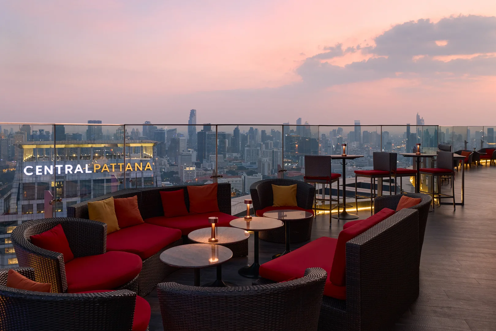 Red Sky Marks Negroni Week with Seven Days of Cocktails and a Special Guest Shift